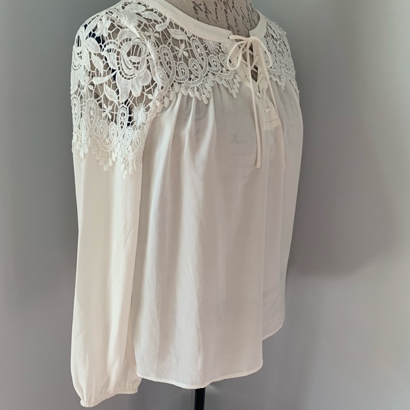 Express Top* - Picture 4 of 8